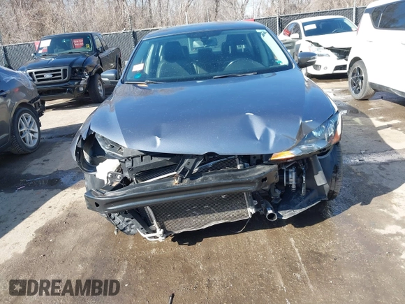 2015 Volkswagen Passat 1.8T Limited Edition with VIN 1VWAT7A33FC015366, listed as a IAAI auction lot 41769888 with 129,117 mi miles. Bid and sale history available at carsss.com. Image 6.