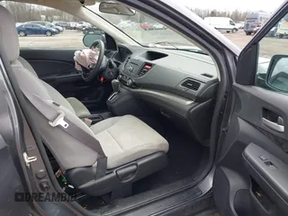 2016 Honda CR-V SE with VIN 2HKRM4H47GH670877, listed as a IAAI auction lot 41952201 with 152,394 mi miles and . Bid and sale history available at carsss.com. Image 5.