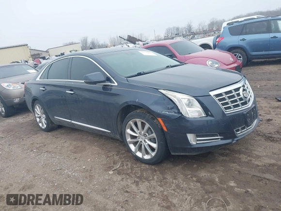 2013 Cadillac XTS Luxury with VIN 2G61P5S32D9196946, listed as a IAAI auction lot 41732441 with 110,380 mi miles. Bid and sale history available at carsss.com. Image 1.
