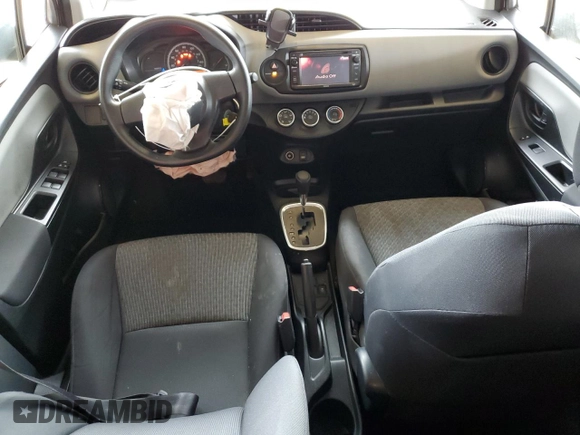 2016 Toyota Yaris L z VIN VNKKTUD3XGA069737, wystawiony jako Copart lot #56343635 z przebiegiem 149 487 mil mil oraz Szkody całkowita. Historia ofert i sprzedaży dostępna na DreamBid. Obrazek 8.