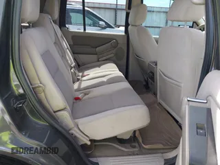 2007 Ford Explorer XLT with VIN 1FMEU73EX7UB50867, listed as a IAAI auction lot 41807131 with 182,673 mi miles. Bid and sale history available at carsss.com. Image 8.