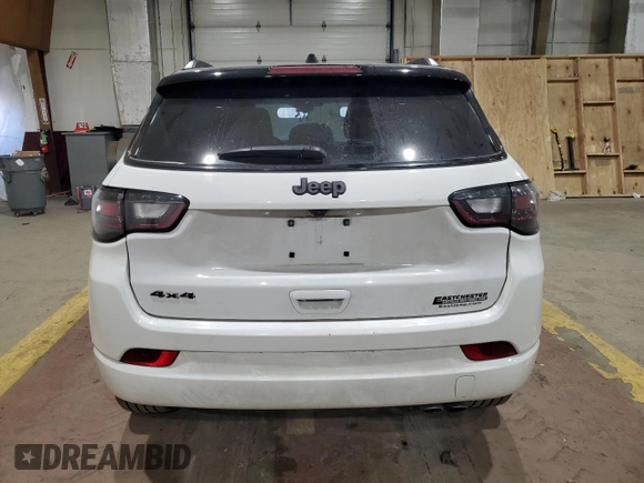 2022 Jeep Compass (RED) Edition с VIN 3C4NJDCB0NT181537, выставлен на аукционе Copart как лот 43697425 с пробегом 41 713 миль миль и Списание • Salvage title. История ставок и продаж доступна на DreamBid. Изображение 6.
