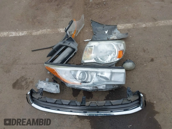 2008 Toyota Tacoma with VIN 5TELU42NX8Z508621, listed as a IAAI auction lot 41839985 with Not provided miles and . Bid and sale history available at DreamBid. Image 11.