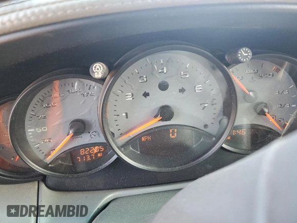 2001 Porsche 911 z VIN WP0CA29961S650416, wystawiony jako Copart lot #82846114 z przebiegiem 82 205 mil mil oraz Szkoda całkowita • Salvage title. Historia ofert i sprzedaży dostępna na DreamBid. Obrazek 9.