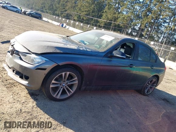2013 BMW 3 Series 328i xDrive with VIN WBA3B5G51DNS04317, listed as a IAAI auction lot 41434777 with 1 mi miles. Bid and sale history available at carsss.com. Image 14.