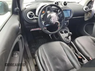 2016 Smart fortwo Passion with VIN WMEFJ5DAXGK084125, listed as a Copart auction lot 59374855 with 63,826 mi miles and Salvage title. Bid and sale history available at DreamBid. Image 8.