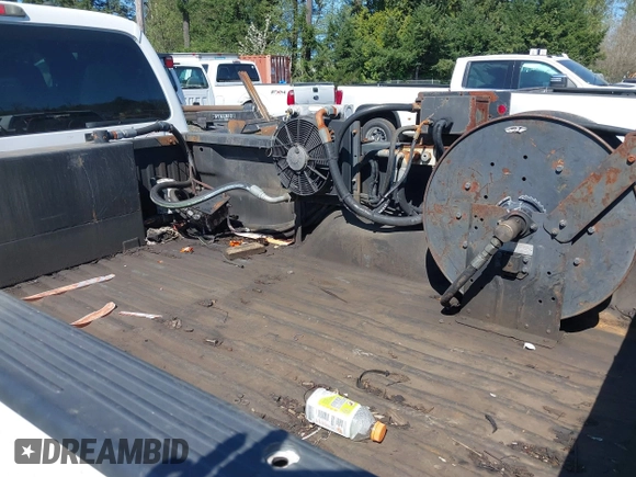 2011 Ford F-350 Platinum with VIN 1FT7W3B60BEC07963, listed as a IAAI auction lot 41839112 with 211,495 mi miles and . Bid and sale history available at DreamBid. Image 25.