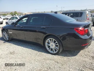 2014 BMW 7 Series ALPINA B7 with VIN WBAYE8C50ED134885, listed as a Copart auction lot 60315005 with 110,259 mi miles and Salvage title. Bid and sale history available at DreamBid. Image 2.