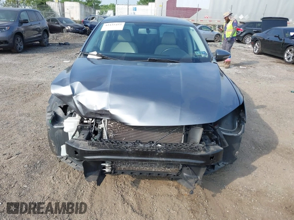2017 Volkswagen Passat SE with VIN 1VWBT7A35HC063362, listed as a IAAI auction lot 42435453 with 76,341 mi miles and . Bid and sale history available at DreamBid. Image 11.