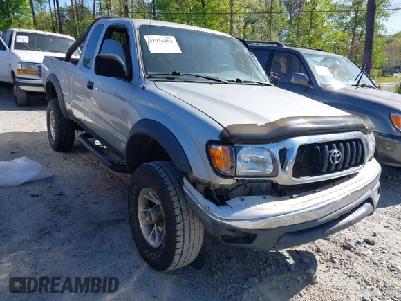 2003 Toyota Tacoma with VIN 5TEWN72N23Z252642, listed as a IAAI auction lot 42026893 with 199,571 mi miles. Bid and sale history available at carsss.com. Image 1.