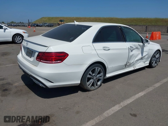 2016 Mercedes-Benz E 350 Sport with VIN WDDHF5KB5GB230005, listed as a IAAI auction lot 39199904 with 88,567 mi miles and . Bid and sale history available at DreamBid. Image 4.