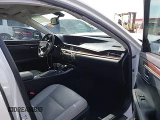 2014 Lexus ES 330 z VIN JTHBK1GG3E2114659, wystawiony jako IAAI lot #42366404 z przebiegiem 166 489 mil mil oraz . Historia ofert i sprzedaży dostępna na DreamBid. Obrazek 5.