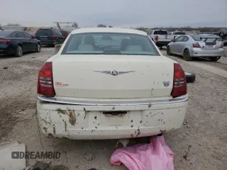 2005 Chrysler 300 with VIN 2C3AA63H05H125190, listed as a Copart auction lot 44228235 with 150,745 mi miles and Salvage Title. Bid and sale history available at carsss.com. Image 6.