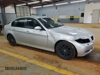 2007 BMW 3 Series 328xi с VIN WBAVC93577KX54341, выставлен на аукционе Copart как лот 54558175 с пробегом 138 809 миль миль и Списание • Salvage title. История ставок и продаж доступна на DreamBid. Изображение 4.
