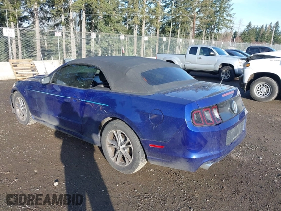 2014 Ford Mustang V6 with VIN 1ZVBP8EM2E5243069, listed as a IAAI auction lot 41725527 with 113,692 mi miles. Bid and sale history available at carsss.com. Image 3.
