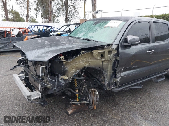 2023 Toyota Tacoma SR5 z VIN 3TMDZ5BN4PM148379, wystawiony jako IAAI lot #41547628 z przebiegiem 30 001 mil mil oraz . Historia ofert i sprzedaży dostępna na DreamBid. Obrazek 6.