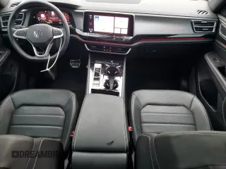 2024 Volkswagen Atlas SEL R-Line with VIN 1V2AE2CA0RC201364, listed as a Copart auction lot 59367255 with 13,638 mi miles and Salvage title. Bid and sale history available at DreamBid. Image 8.
