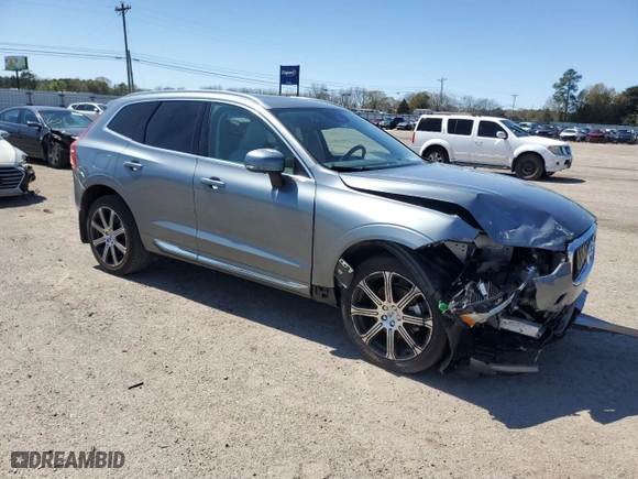 2021 Volvo XC60 Inscription with VIN YV4102DL0M1784035, listed as a Copart auction lot 48709295 with 31,255 mi miles and Salvage Title. Bid and sale history available at carsss.com. Image 4.