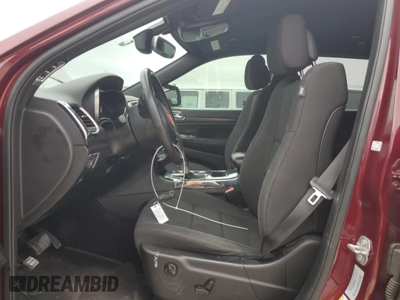2018 Jeep Grand Cherokee Altitude z VIN 1C4RJEAG0JC111046, wystawiony jako Copart lot #45640035 z przebiegiem 131 359 mil mil oraz Czysty tytuł • Clean title. Historia ofert i sprzedaży dostępna na DreamBid. Obrazek 7.