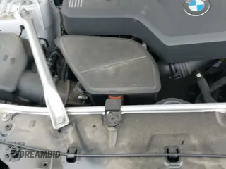 2023 BMW 5 Series 530e z VIN WBA13AG06PCM79635, wystawiony jako IAAI lot #41846892 z przebiegiem 22 772 mil mil oraz . Historia ofert i sprzedaży dostępna na DreamBid. Obrazek 19.