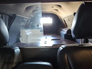 2011 Cadillac DTS Professional Funeral Coach z VIN 1GE8K8C68BU500096, wystawiony jako Copart lot #87599435 z przebiegiem 64 600 mil mil oraz Tytuł czysty. Historia ofert i sprzedaży dostępna na DreamBid. Obrazek 10.