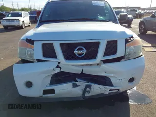 2014 Nissan Armada SV z VIN 5N1AA0NDXEN610636, wystawiony jako IAAI lot #41627340 z przebiegiem 66 976 mil mil oraz . Historia ofert i sprzedaży dostępna na DreamBid. Obrazek 6.