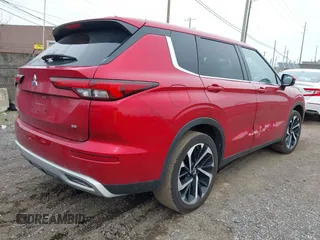 2024 Mitsubishi Outlander SE z VIN JA4J3VA84RZ010773, wystawiony jako IAAI lot #41972050 z przebiegiem 59 173 mil mil oraz . Historia ofert i sprzedaży dostępna na DreamBid. Obrazek 4.