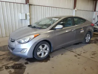 2013 Hyundai Elantra GLS z VIN KMHDH4AE2DU932965, wystawiony jako Copart lot #54442845 z przebiegiem 123 465 mil mil oraz Szkoda całkowita • Salvage title. Historia ofert i sprzedaży dostępna na DreamBid. Obrazek 1.