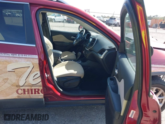 2015 Jeep Cherokee Latitude with VIN 1C4PJLCB0FW643402, listed as a IAAI auction lot 41811328 with 110,232 mi miles and . Bid and sale history available at DreamBid. Image 5.
