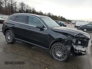 2025 Mercedes-Benz GLC with VIN W1NKM4HB9SF259122, listed as a Copart auction lot 83455184 with 1,135 mi miles and Salvage Title. Bid and sale history available at carsss.com. Image 4.