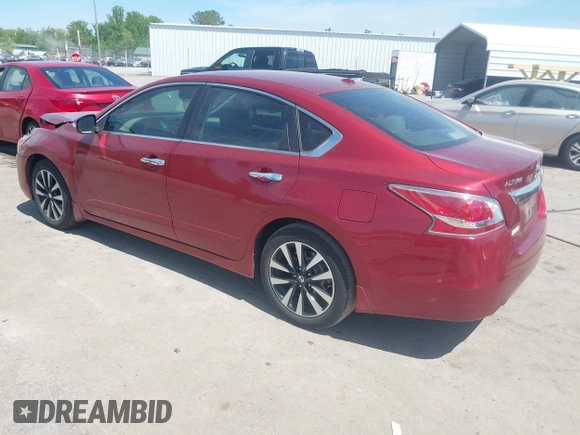 2015 Nissan Altima SV with VIN 1N4AL3AP5FC588001, listed as a IAAI auction lot 42075596 with 110,143 mi miles and . Bid and sale history available at carsss.com. Image 3.