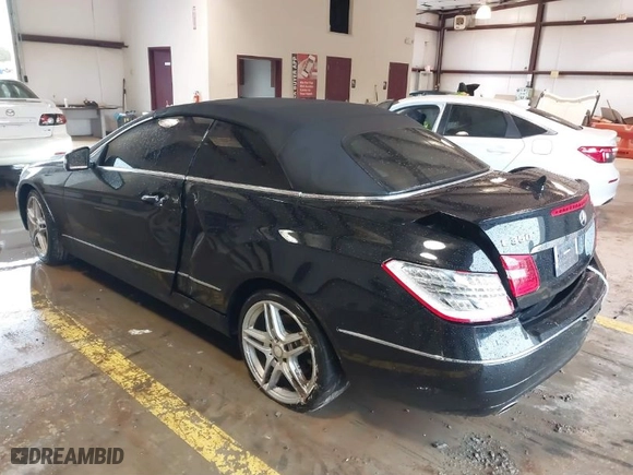 2013 Mercedes-Benz E-Class E 350 with VIN WDDKK5KF4DF194221, listed as a IAAI auction lot 41728305 with 108,060 mi miles. Bid and sale history available at carsss.com. Image 3.