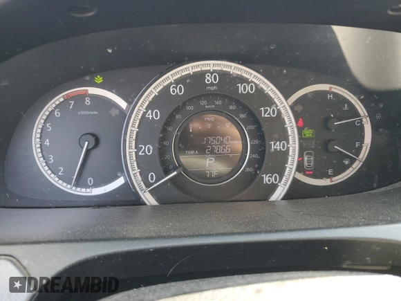 2013 Honda Accord LX z VIN 1HGCR2F35DA120944, wystawiony jako Copart lot #52735355 z przebiegiem 175 040 mil mil oraz Szkoda całkowita • Salvage title. Historia ofert i sprzedaży dostępna na DreamBid. Obrazek 9.