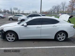 2016 Acura TLX Technology z VIN 19UUB1F56GA013295, wystawiony jako IAAI lot #42011330 z przebiegiem 98 256 mil mil oraz . Historia ofert i sprzedaży dostępna na DreamBid. Obrazek 14.