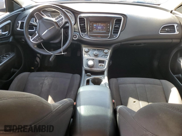 2015 Chrysler 200 Limited z VIN 1C3CCCAB6FN680234, wystawiony jako Copart lot #46228605 z przebiegiem 280 714 mil mil oraz Szkoda całkowita • Salvage title. Historia ofert i sprzedaży dostępna na DreamBid. Obrazek 8.