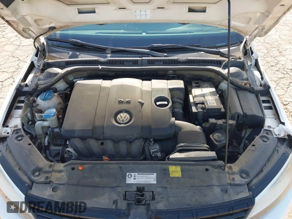 2011 Volkswagen Jetta SE with VIN 3VWDX7AJ5BM321946, listed as a IAAI auction lot 42178181 with 149,945 mi miles and . Bid and sale history available at DreamBid. Image 18.
