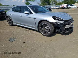 2015 Porsche Panamera 4 z VIN WP0AA2A76FL003534, wystawiony jako Copart lot #55507405 z przebiegiem 56 658 mil mil oraz Szkoda całkowita • Salvage title. Historia ofert i sprzedaży dostępna na DreamBid. Obrazek 4.
