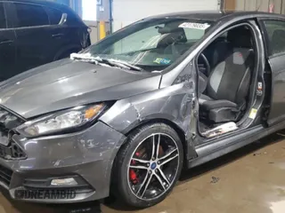 2018 Ford Focus ST with VIN 1FADP3L97JL221707, listed as a Copart auction lot 42179035 with Not Provided miles and Salvage Title. Bid and sale history available at carsss.com. Image 1.