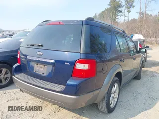 2006 Ford Freestyle SEL with VIN 1FMZK02176GA09555, listed as a IAAI auction lot 41672668 with 119,482 mi miles. Bid and sale history available at carsss.com. Image 4.
