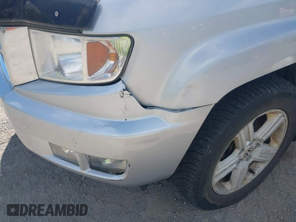 2013 Honda Ridgeline RTL with VIN 5FPYK1F51DB007236, listed as a IAAI auction lot 42762126 with 201,758 mi miles and . Bid and sale history available at DreamBid. Image 17.