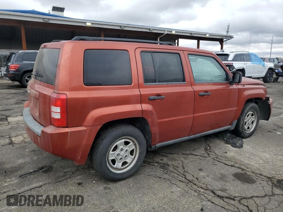 2008 Jeep Patriot Sport with VIN 1J8FF28W08D660744, listed as a Copart auction lot 51783135 with 196,158 mi miles and Salvage Title. Bid and sale history available at carsss.com. Image 3.