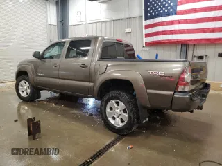 2013 Toyota Tacoma with VIN 3TMLU4EN1DM108966, listed as a Copart auction lot 60998825 with 171,583 mi miles and Clean title. Bid and sale history available at DreamBid. Image 2.