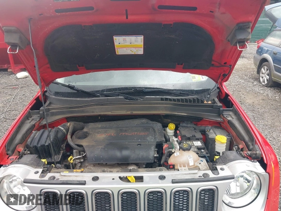 2015 Jeep Renegade Limited with VIN ZACCJBDT2FPB28530, listed as a IAAI auction lot 41953339 with 66,252 mi miles and . Bid and sale history available at DreamBid. Image 10.