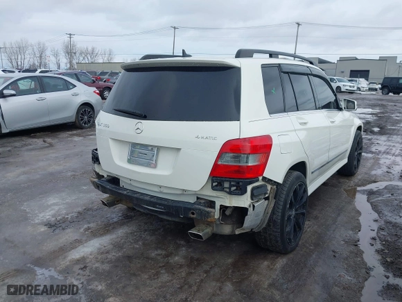 2012 Mercedes-Benz GLK-Class GLK 350 with VIN WDCGG8HB4CF840390, listed as a IAAI auction lot 41697866 with 183,163 mi miles. Bid and sale history available at carsss.com. Image 6.