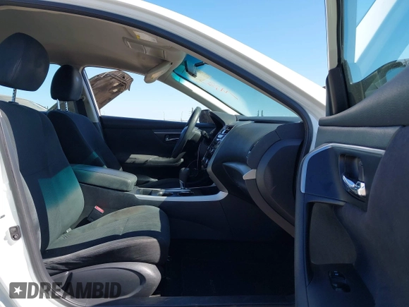 2015 Nissan Altima SL z VIN 1N4AL3AP8FC180981, wystawiony jako IAAI lot #42510288 z przebiegiem 120 196 mil mil oraz . Historia ofert i sprzedaży dostępna na DreamBid. Obrazek 5.