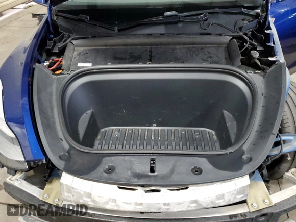 2020 Tesla Model Y Long Range with VIN 5YJYGDEF1LF035901, listed as a Copart auction lot 51004695 with 134,610 mi miles and Salvage Title. Bid and sale history available at DreamBid. Image 12.