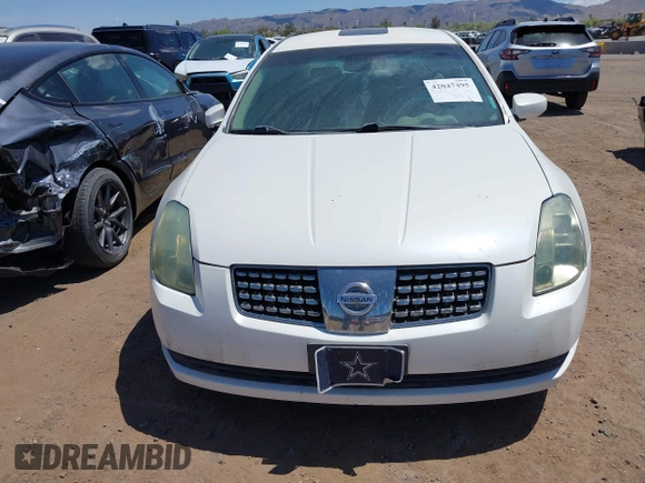 2004 Nissan Maxima SE with VIN 1N4BA41E44C882288, listed as a IAAI auction lot 42047495 with 323,753 mi miles. Bid and sale history available at carsss.com. Image 6.