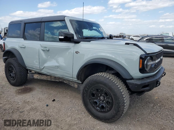 2021 Ford Bronco with VIN 1FMEE5DP0MLB08033, listed as a Copart auction lot 48920565 with 37,577 mi miles and Salvage Title. Bid and sale history available at DreamBid. Image 4.