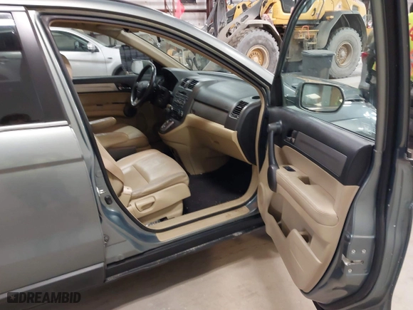 2010 Honda CR-V EX-L with VIN 5J6RE4H79AL049645, listed as a IAAI auction lot 41694850 with 212,976 mi miles. Bid and sale history available at carsss.com. Image 5.