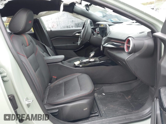 2024 Chevrolet Trax 2RS with VIN KL77LJE29RC144158, listed as a IAAI auction lot 42181157 with 8,757 mi miles and . Bid and sale history available at DreamBid. Image 5.